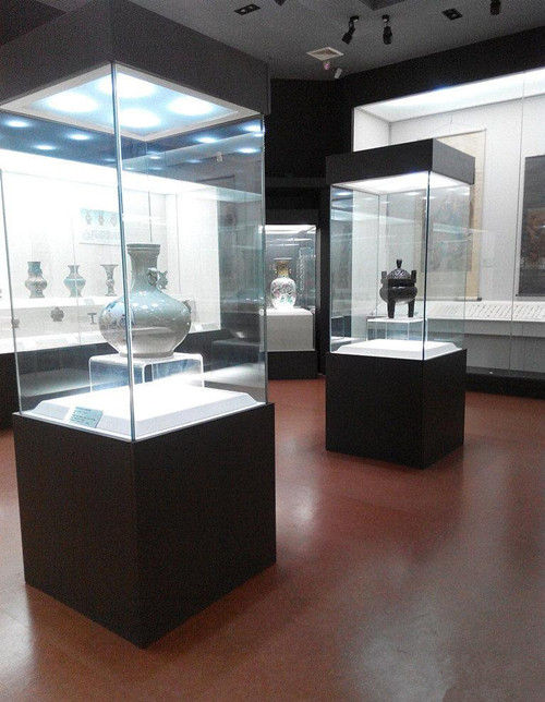 字画恒温恒湿柜怎么选择?(图1) 5b875def4eeb9967262037.jpg